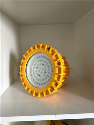 XBG8600 LED防爆工廠燈 安全與高效的照明選擇